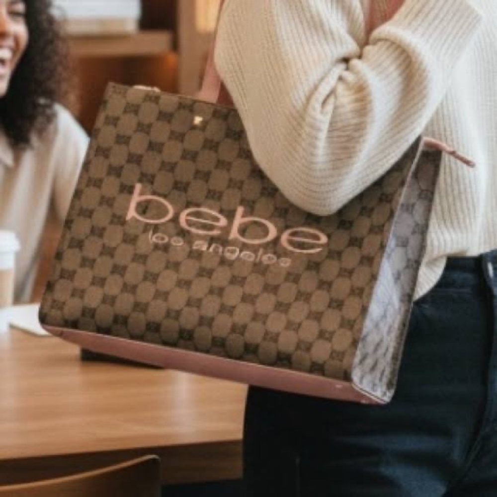 Flash Sale - BEBE Los Angeles small tote blush brown color